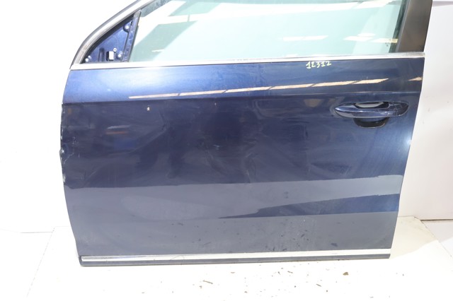 Comprar Puerta delantera izquierda Volkswagen Passat 362 a bajo precio