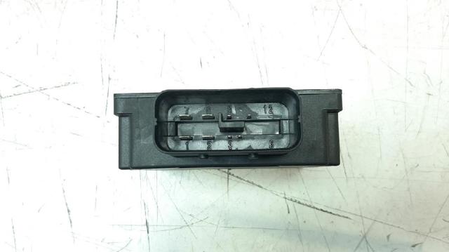 3AA919041A Estabilizador de voltaje comprar Sevilla