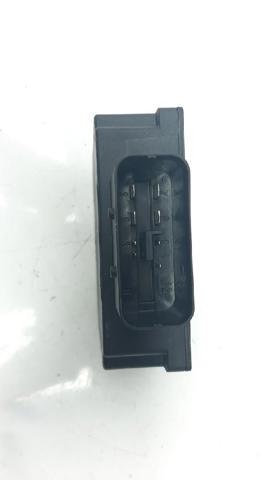 3AA919041A VAG Estabilizador de voltaje  en stock Gandía
