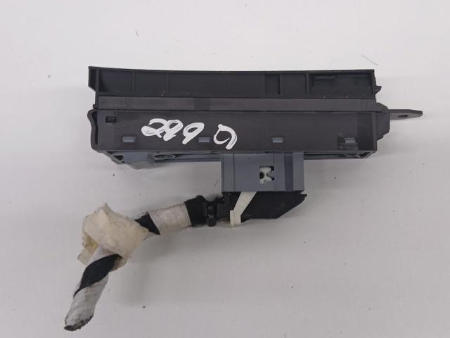 3AB927137 Interruptor del freno de estacionamiento electromecánico  disponible Burgos