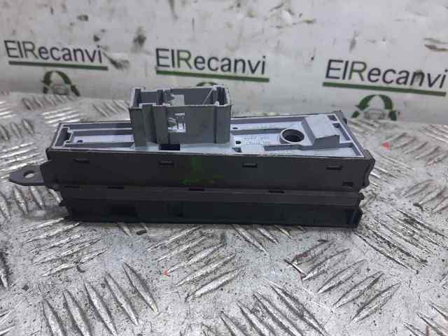 3AB927137 VAG Interruptor del freno de estacionamiento electromecánico  en stock Gandía