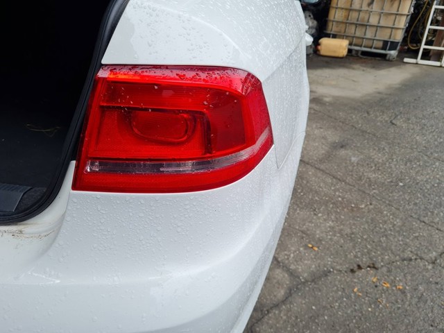 3AE945096F VAG Piloto trasero exterior derecho  disponible Vigo