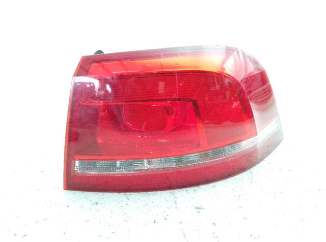 VAG 3AF945095E Piloto trasero exterior izquierdo comprar Barcelona
