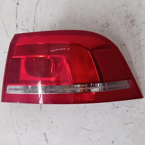 3AF945096C VAG Piloto trasero exterior derecho  comprar en Oviedo