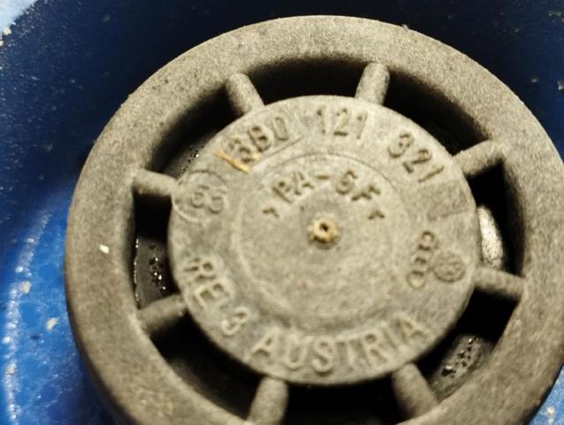 Tapón de expansión de refrigerante/anticongelante Volkswagen Tiguan 1 5N1, 5N2