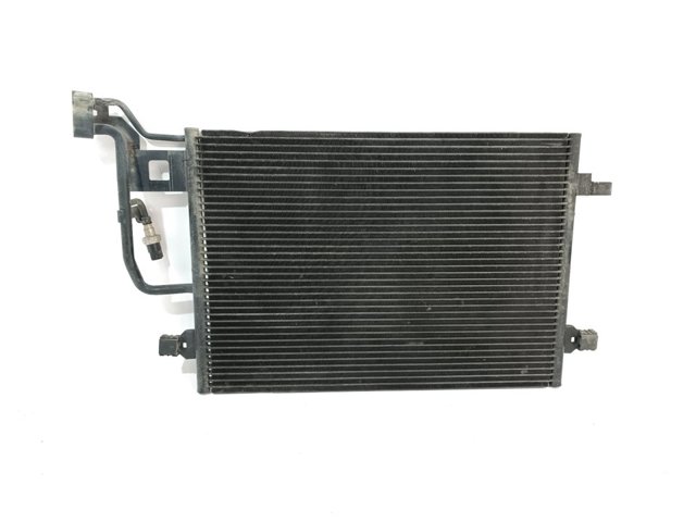 Condensador / radiador  aire acondicionado para volkswagen passat variant   (3b6) 2.0   /   0.00 - 0.05 azm 3B0260401