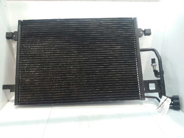 3B0260401B Condensador aire acondicionado  en stock Sabadell