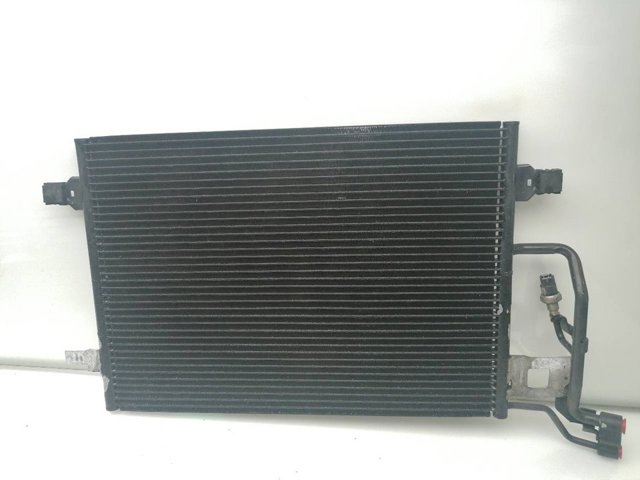 Condensador / radiador  aire acondicionado para volkswagen passat 1.9 tdi avf 3B0260401B