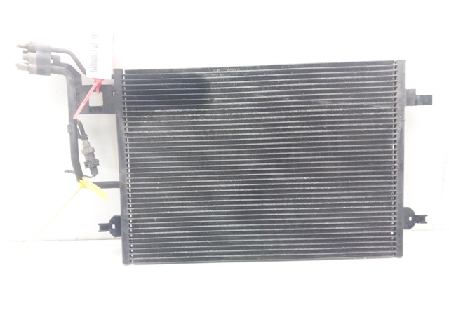 Condensador / radiador  aire acondicionado para volkswagen passat 1.9 tdi avb 3B0260401B