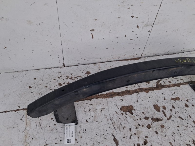 VAG 3B0807109A Refuerzo de parachoques delantero  comprar en Murcia