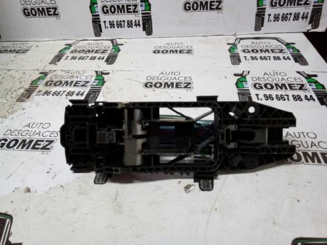 3B0837205G01C VAG Manija exterior de puerta delantera  en stock Huelva