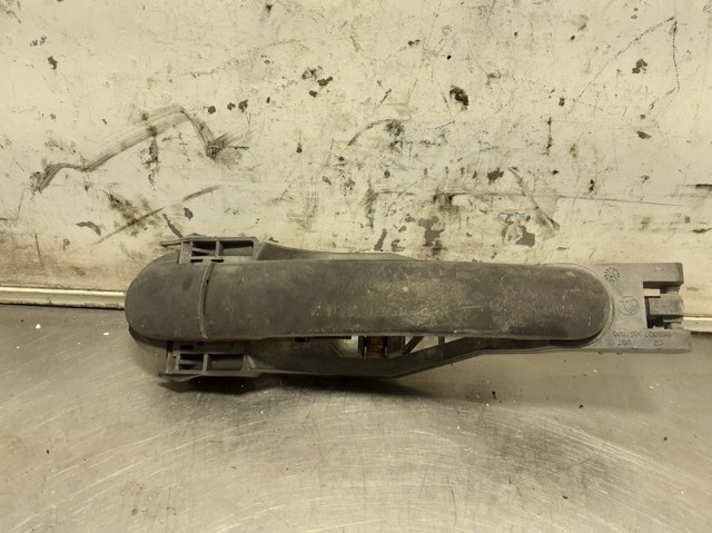 Manilla de puerta exterior delantero 3B0837207G VAG