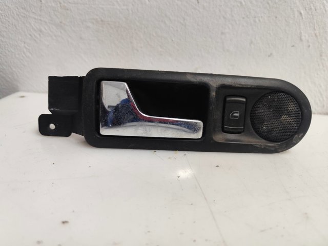 3B0839113 VAG Manija interior de puerta trasera izquierda  comprar en Lleida