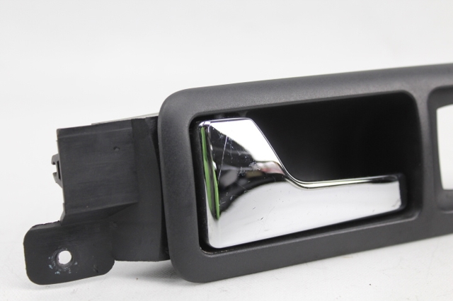 VAG 3B0839113 Manija interior de puerta trasera izquierda  disponible Lugo