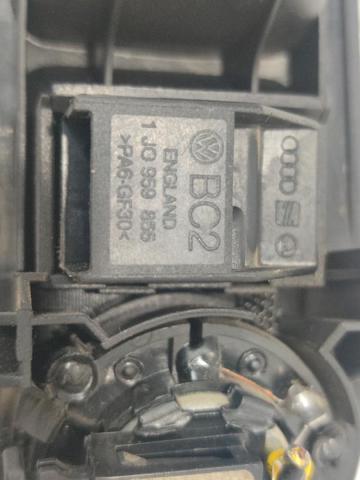 3B0839114 Manija interior derecha de puerta trasera comprar Sevilla
