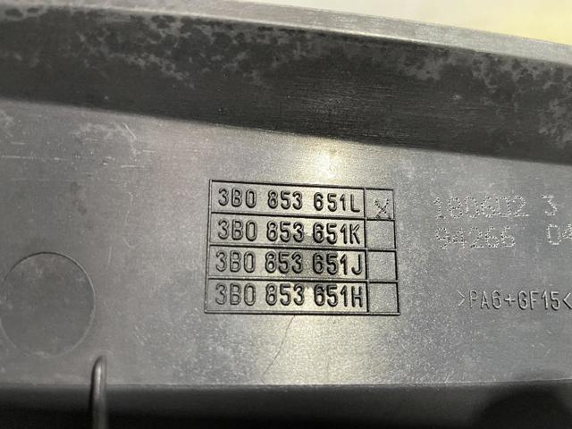3B0853651L VAG Parrilla del radiador  disponible Vigo