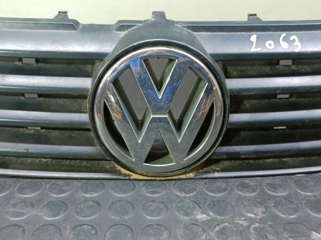3B0853653C VAG Parrilla  en stock Córdoba