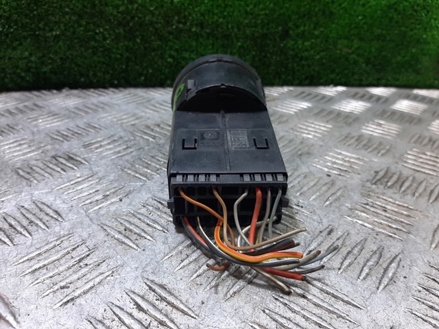 3B0941531A Interruptor de luces en el tablero comprar Girona