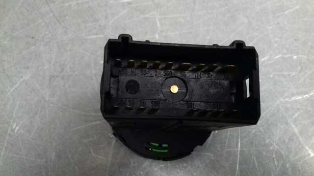 3B0941531B Interruptor de luces en el tablero  comprar en Reus