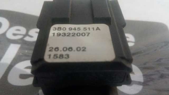 VAG 3B0945511A Interruptor de luz de freno  en stock Valencia