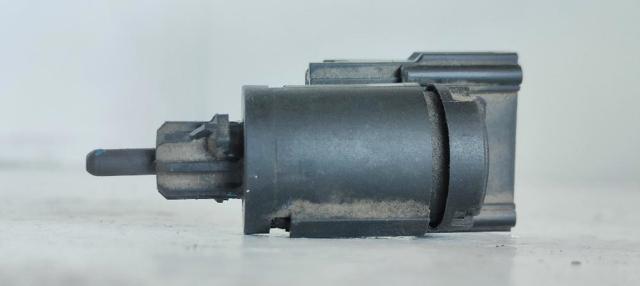 3B0945511A Interruptor de luz de freno  en stock Castellón