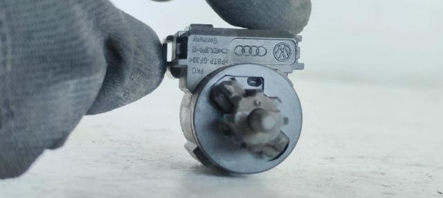 3B0945511A Interruptor de luz de freno  comprar en Zaragoza