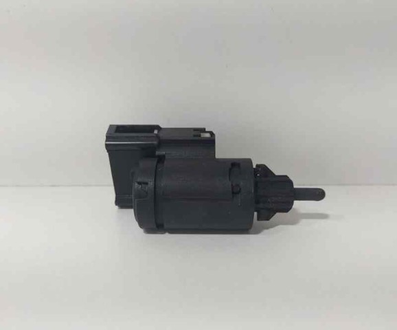 3B0945511C Interruptor de luz de freno  comprar en Reus