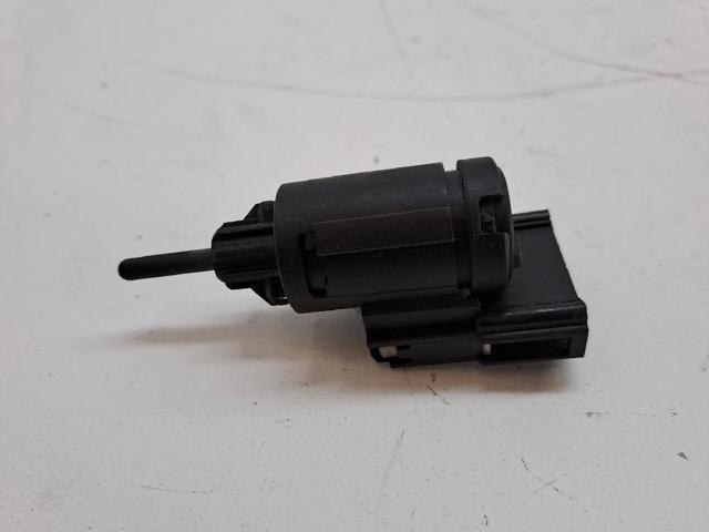 3B0945511C Interruptor de luz de freno  disponible Burgos