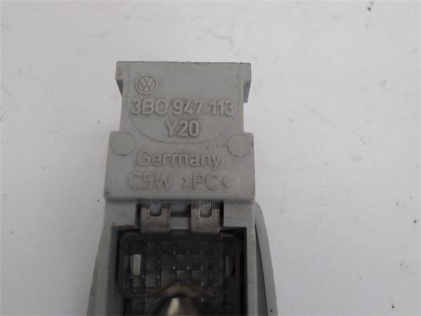 VAG 3B0947113 Luz de techo interior (cabina) comprar Tarragona