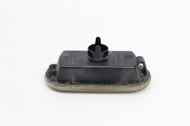 3B0949117C VAG Luz intermitente de guardabarros  en stock Gandía
