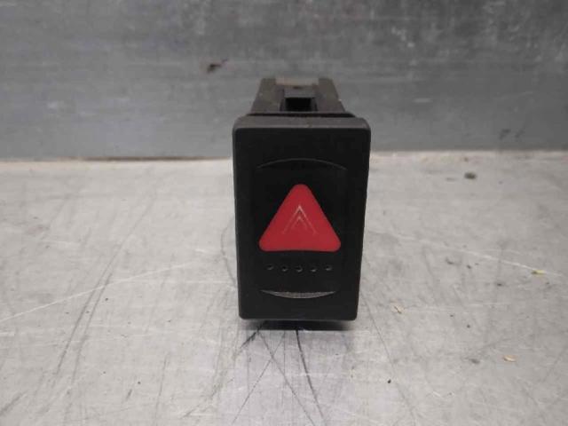 VAG 3B0953235B Boton de luz de emergencía  en stock Valencia