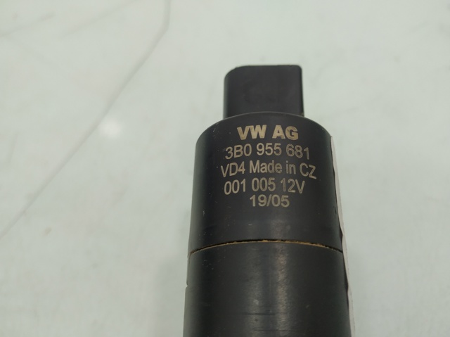 VAG 3B0955681 Bomba-motor de lavafaros  comprar en Murcia