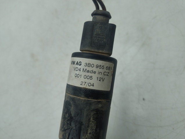 3B0955681 VAG Bomba-motor de lavafaros  comprar en Jaén