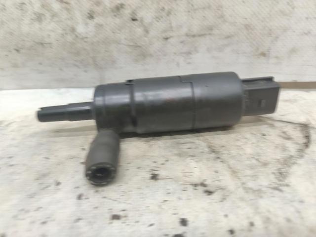 3B0955681A Bomba-motor de lavafaros comprar Sevilla