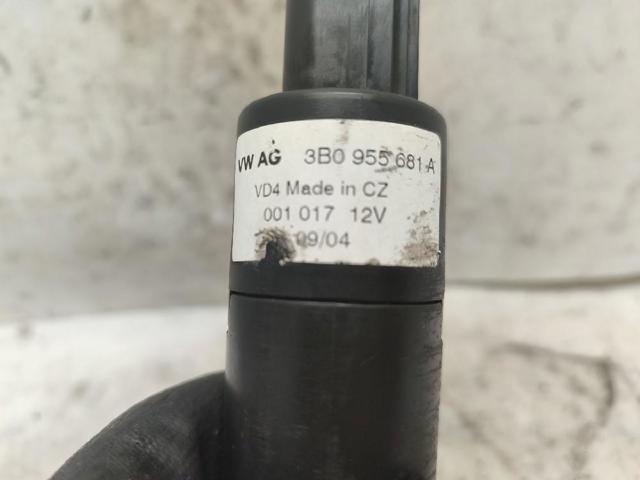3B0955681A Bomba-motor de lavafaros  comprar en Reus