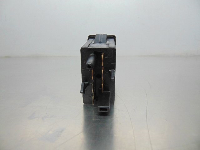 3B0959621C VAG Botón de encendido de la calefacción de la luneta trasera  en stock Gandía