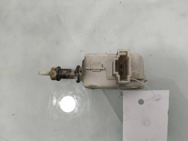 VAG 3B0959781 Motor de apertura/cierre del cierre del maletero (puerta trasera 3/5)  comprar en Albacete