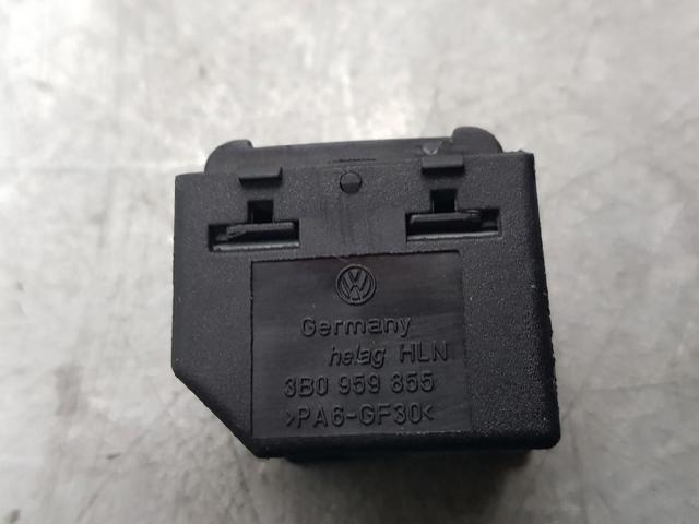 3B0959855 Botón de encendido del motor del elevalunas trasero comprar Almería