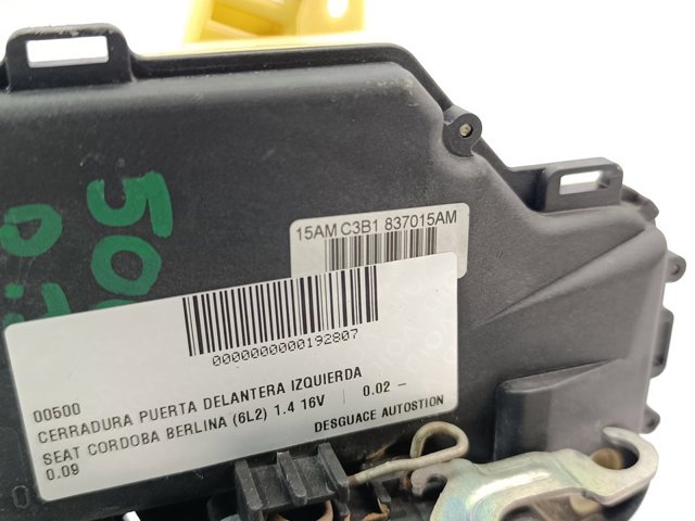 Cierre de la puerta delantera izquierda Skoda Fabia  furgoneta comprar en España