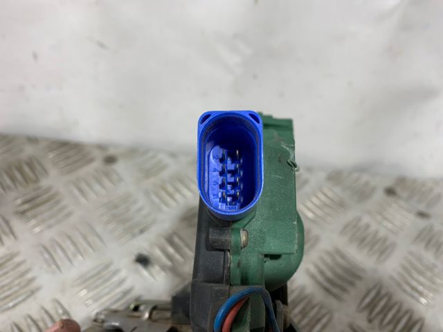 VAG 3B1837016 Cerradura de puerta delantera derecha comprar Pamplona