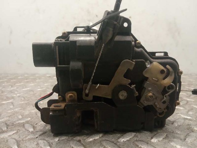 3B1837016A Cerradura de puerta delantera derecha comprar Sevilla