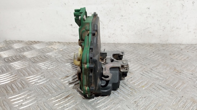 3B1837016AD Cerradura de puerta delantera derecha comprar Almería