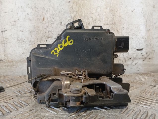 VAG 3B1837016C Cerradura de puerta delantera derecha  comprar en Murcia