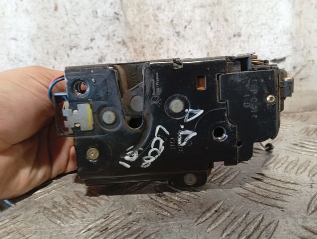 3B1837016C VAG Cerradura de puerta delantera derecha  disponible Vigo