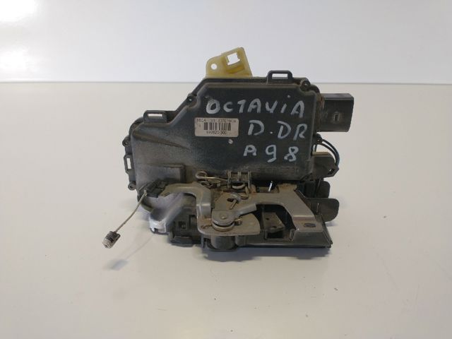 3B1837016CA Cerradura de puerta delantera derecha  comprar en Pontevedra