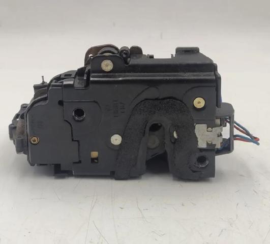 3B1837016CB Cerradura de puerta delantera derecha  en stock Granada