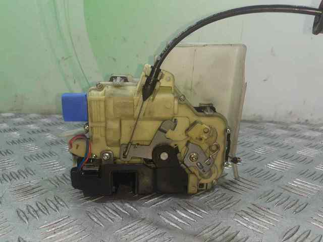 3B1837016CB VAG Cerradura de puerta delantera derecha  en stock Huelva