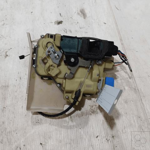 VAG 3B1837016CB Cerradura de puerta delantera derecha  disponible Valladolid