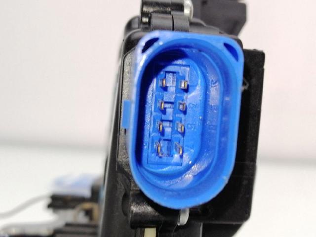 3B1837016CE VAG Cerradura de puerta delantera derecha comprar Madrid