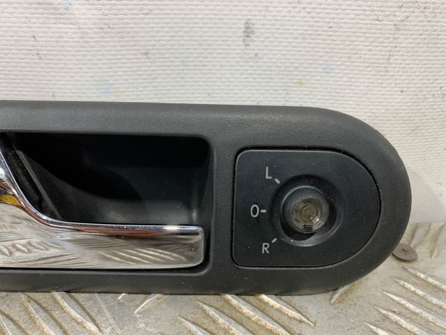 VAG 3B1837113 Manija interior de puerta delantera izquierda comprar Tarragona
